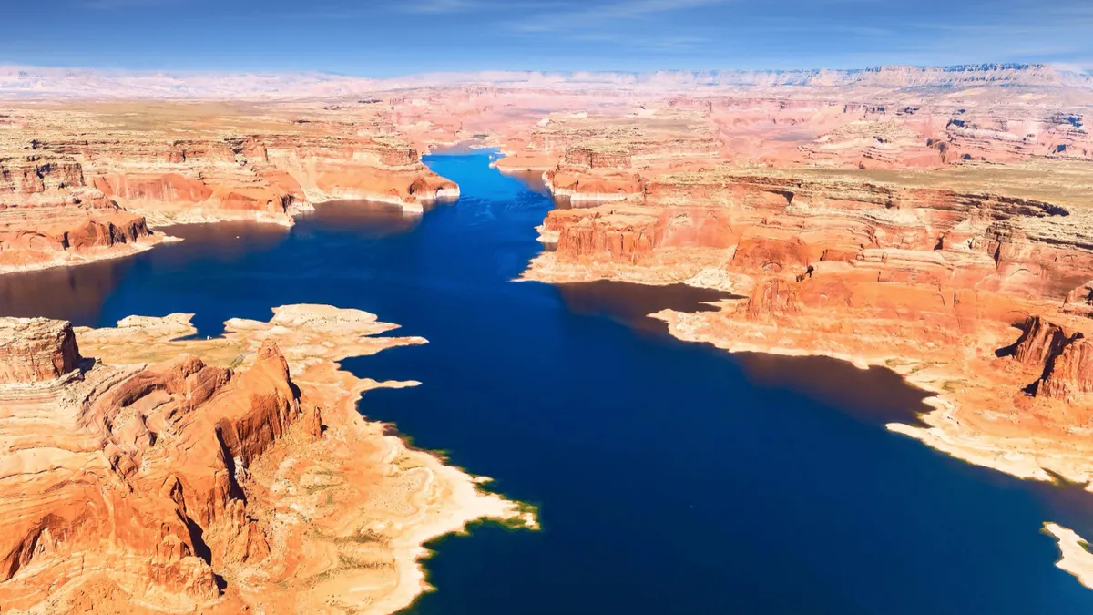 Lake Powell boat rentals: how to pick, book, and budget