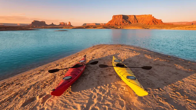 Lake Powell kayaking: 12 places to paddle and how far they are